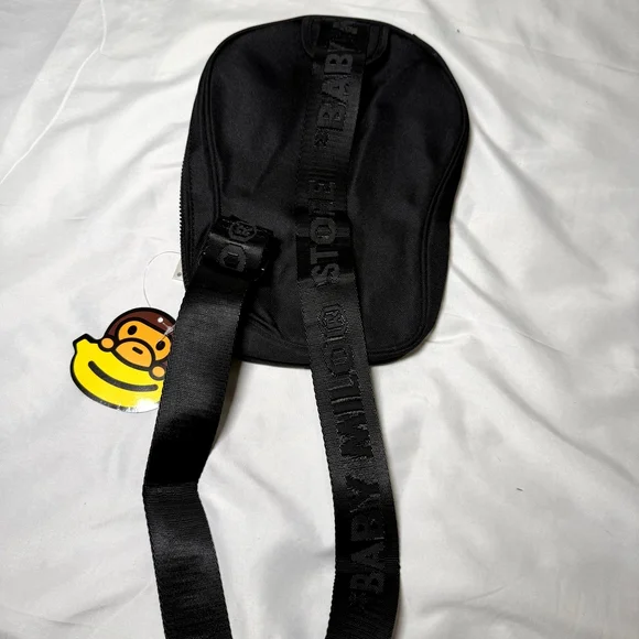 BAPE Baby Milo Crossbody Bag - Picture 3 of 3